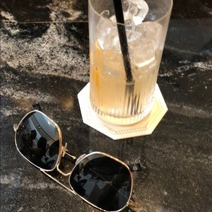 Meet your Posher, Ali